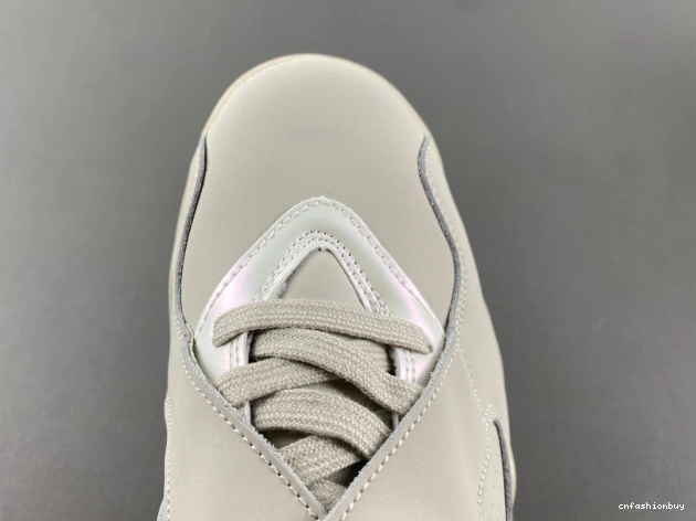 Jordan 832821-030 Retro Champagne 8 1006